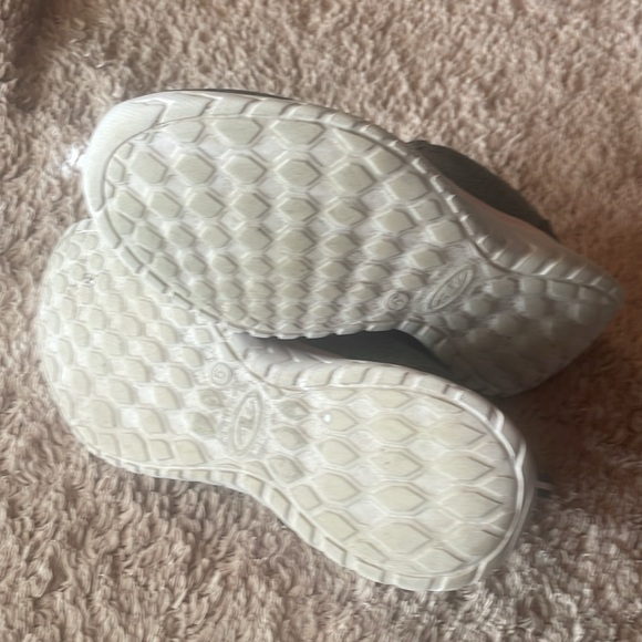 🔥4/$20 ATHLETIC WORKS Womens Bungee Slip On Sneaker - size 6 - Picture 12 of 13